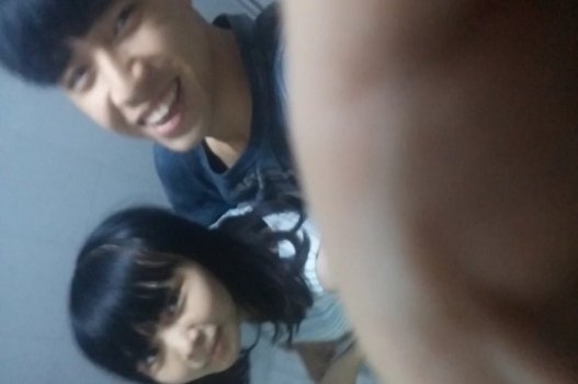 Bướm non nhét vào sướng mỗi tội đau cu